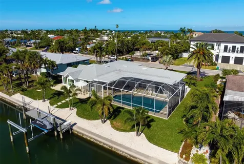 616 Foxworth Lane Holmes Beach FL 34217
