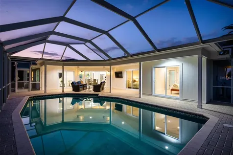 616 Foxworth Lane Holmes Beach FL 34217