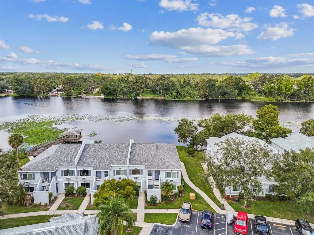 4133 Dolphin Drive Tampa FL 33617