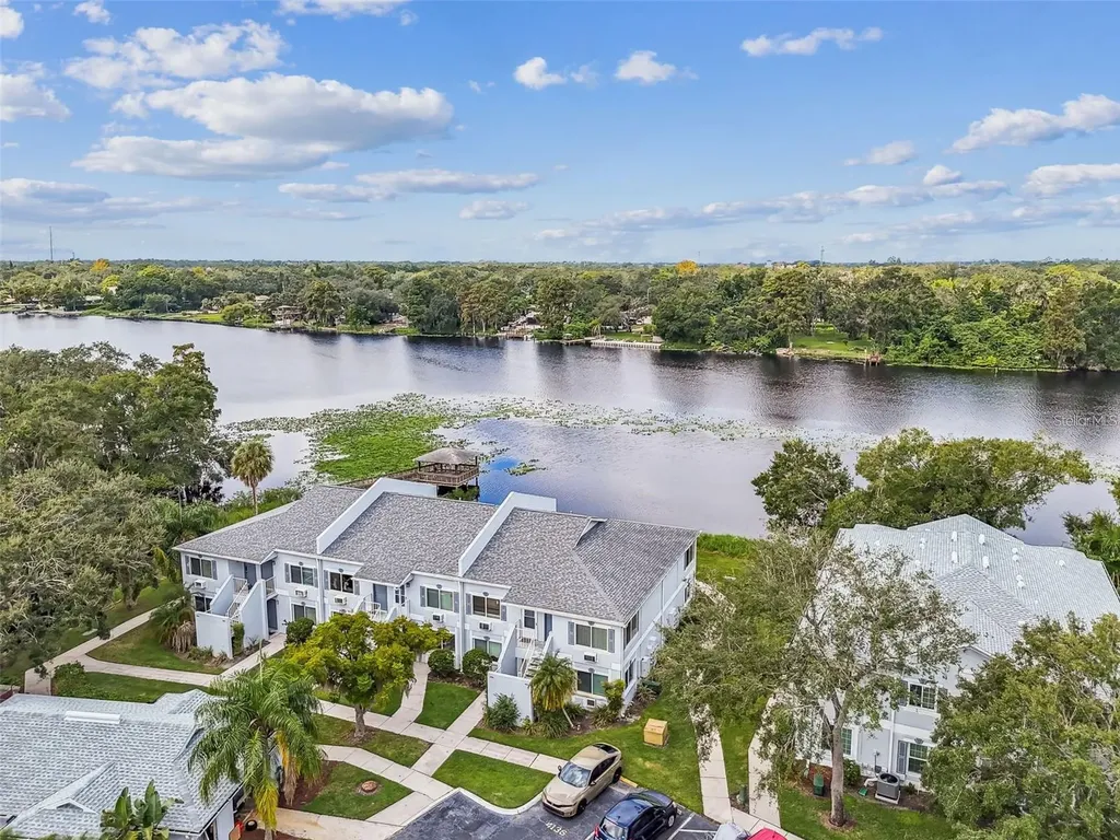 4133 Dolphin Drive Tampa FL 33617