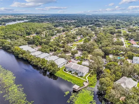4133 Dolphin Drive Tampa FL 33617