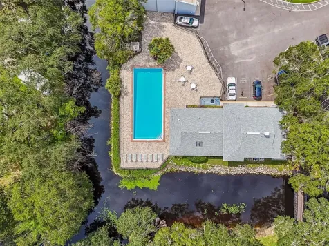 4133 Dolphin Drive Tampa FL 33617