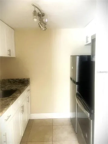 4133 Dolphin Drive Tampa FL 33617