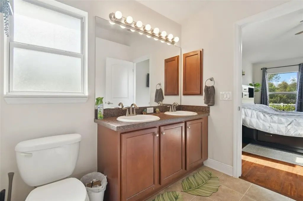 14342 Edinburgh Moor Drive Wimauma FL 33598