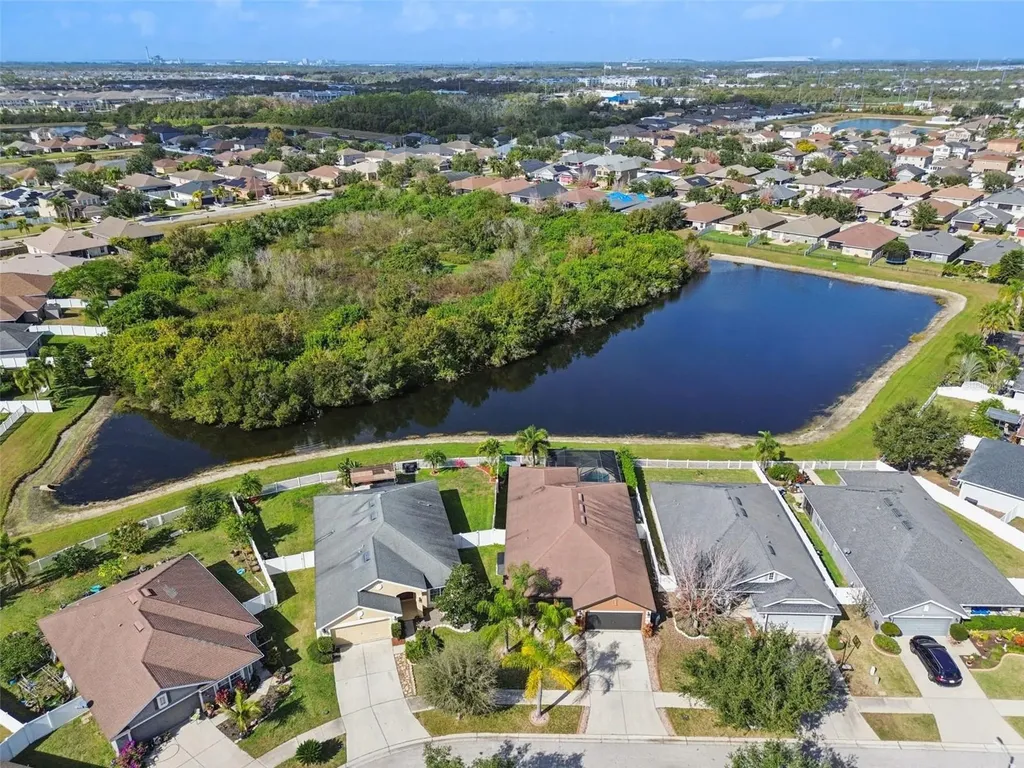 14342 Edinburgh Moor Drive Wimauma FL 33598