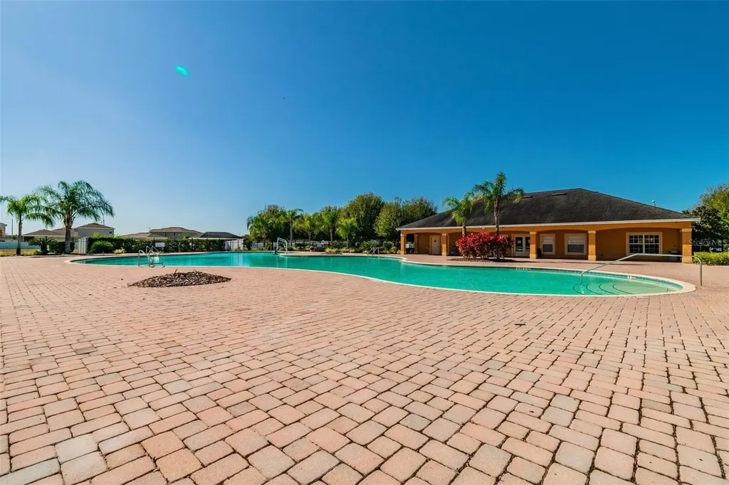 14342 Edinburgh Moor Drive Wimauma FL 33598