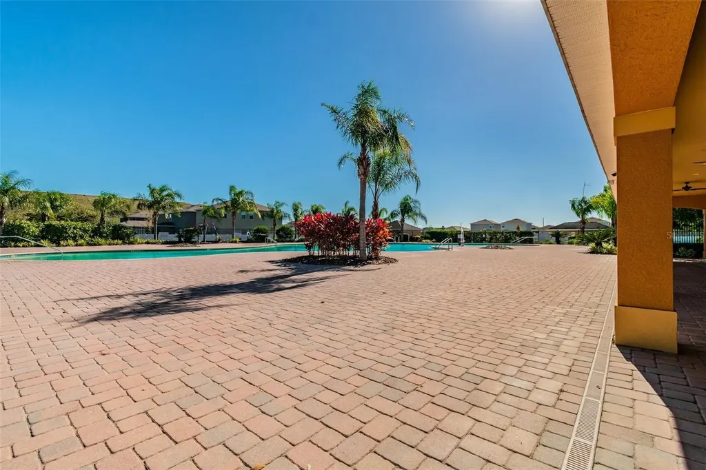 14342 Edinburgh Moor Drive Wimauma FL 33598