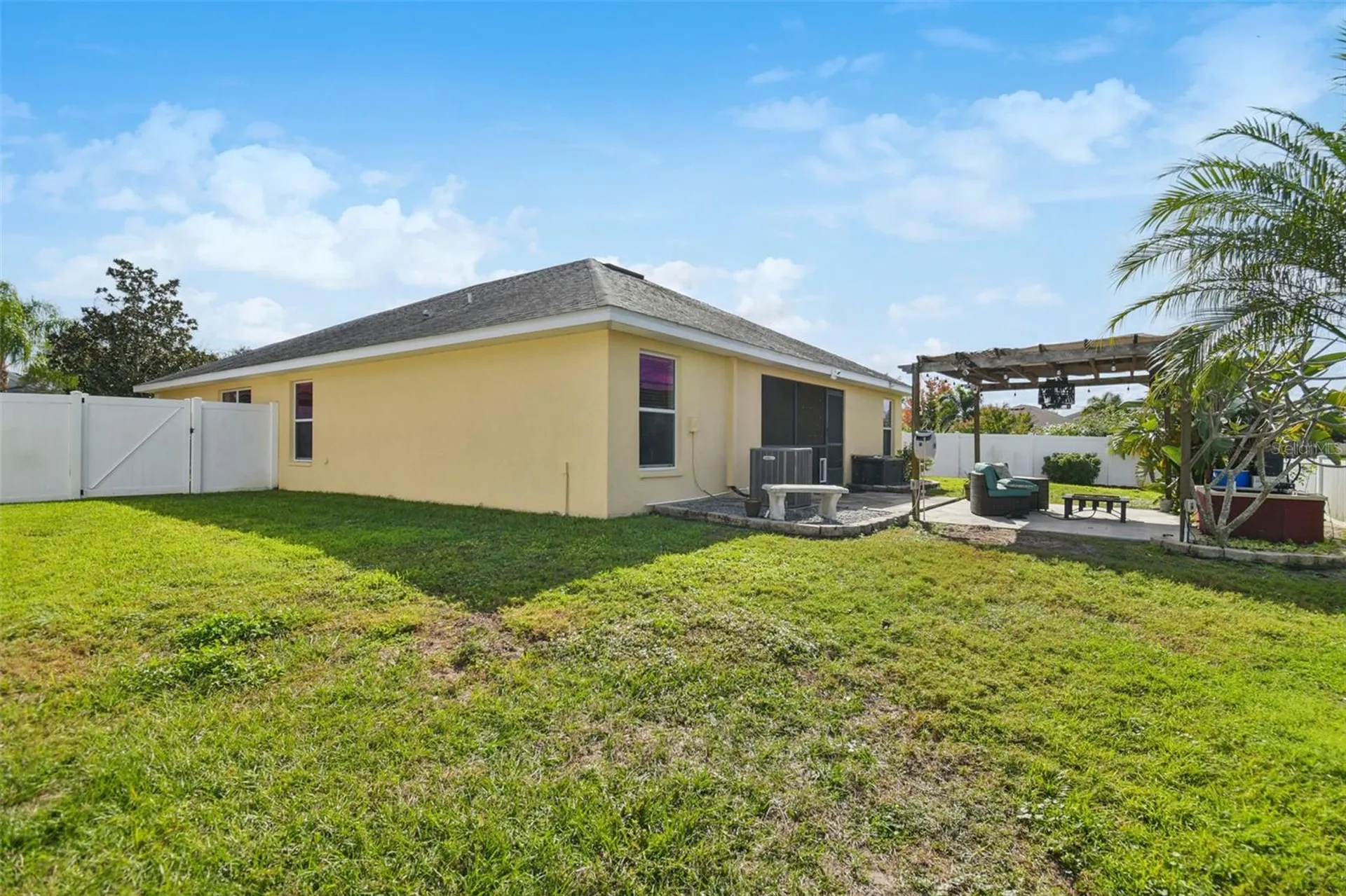14342 Edinburgh Moor Drive Wimauma FL 33598