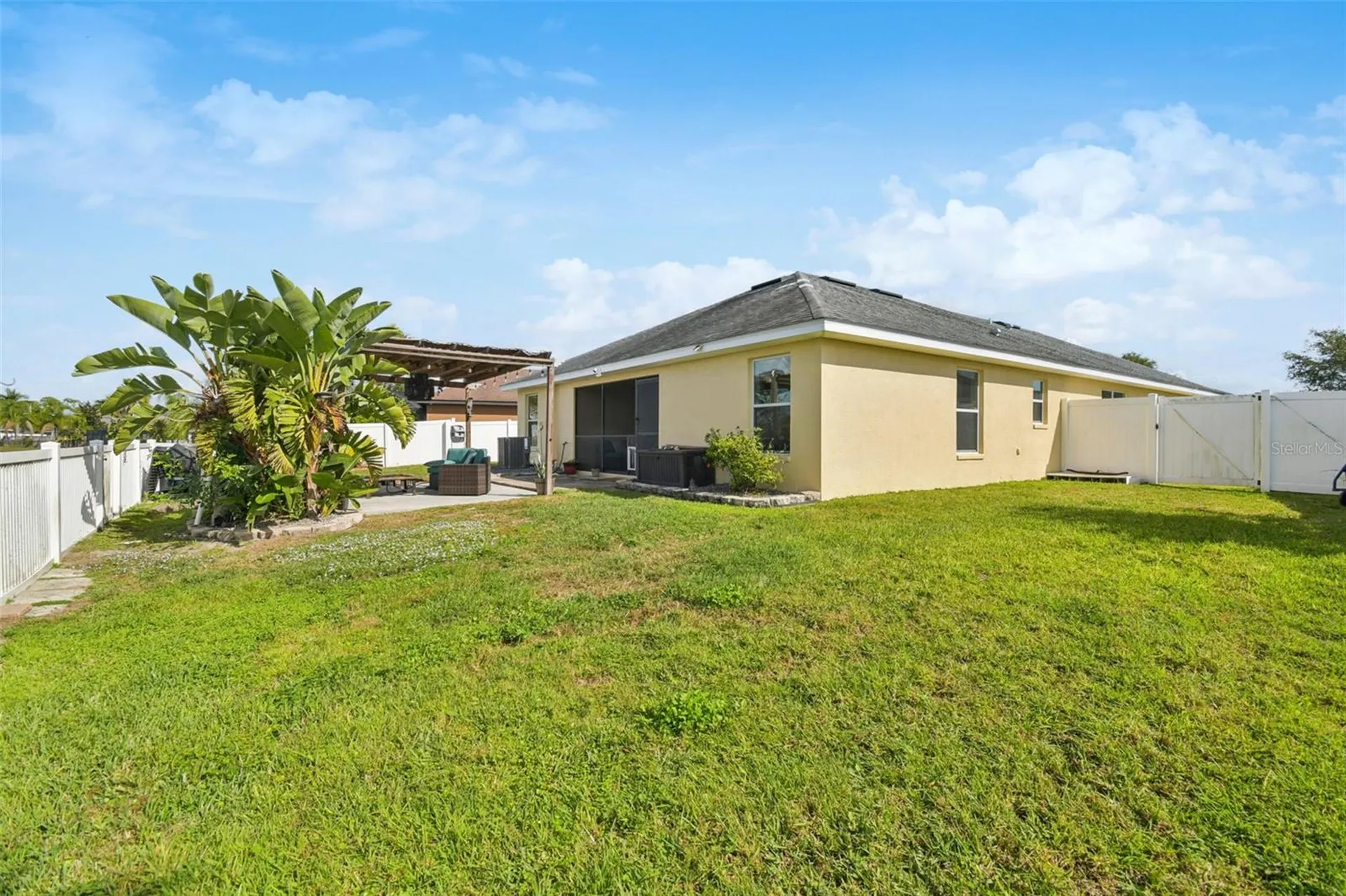 14342 Edinburgh Moor Drive Wimauma FL 33598