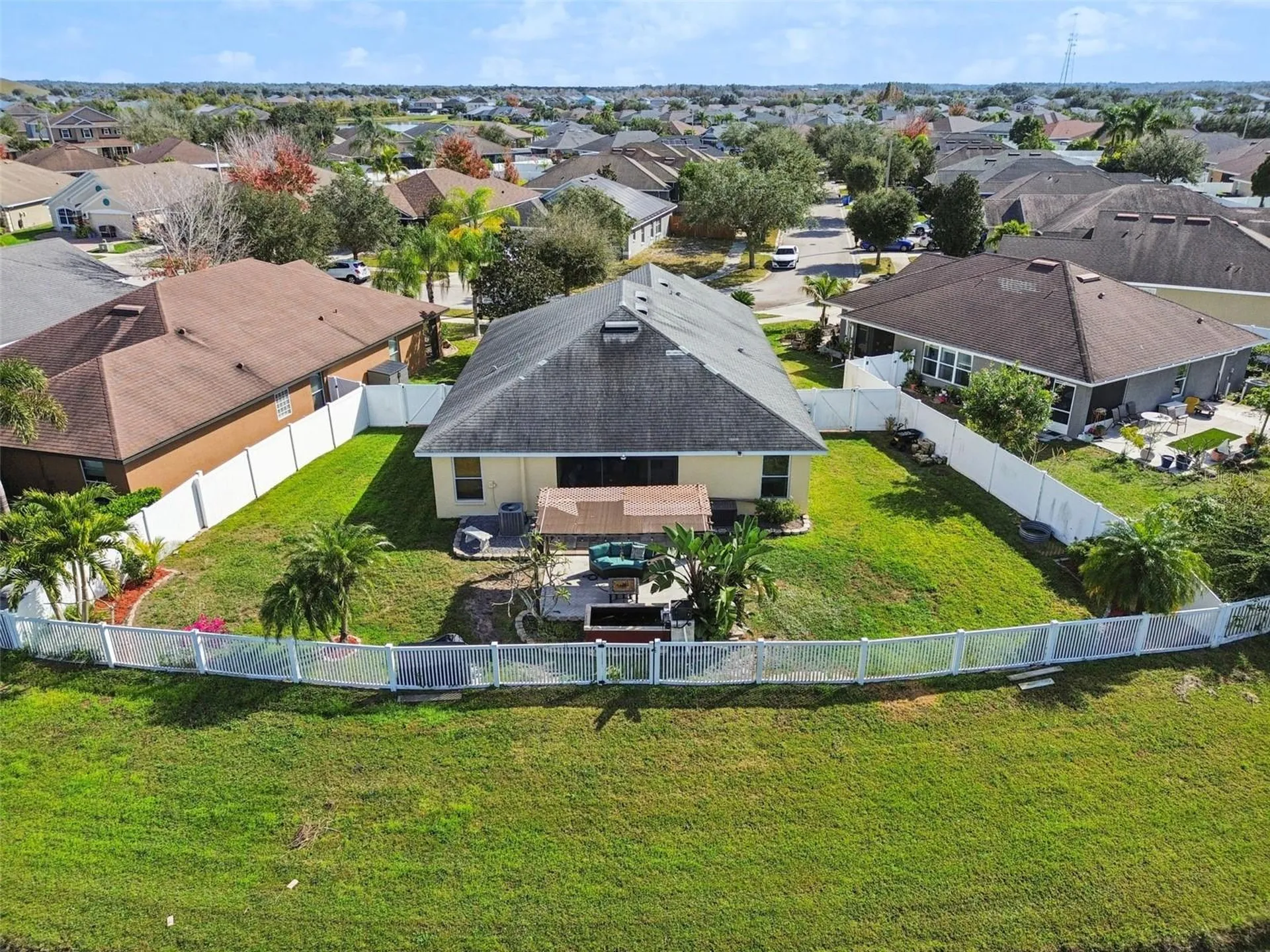 14342 Edinburgh Moor Drive Wimauma FL 33598
