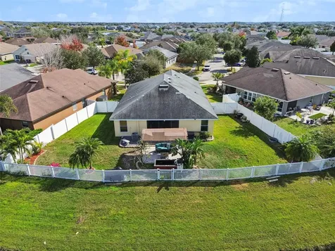 14342 Edinburgh Moor Drive Wimauma FL 33598