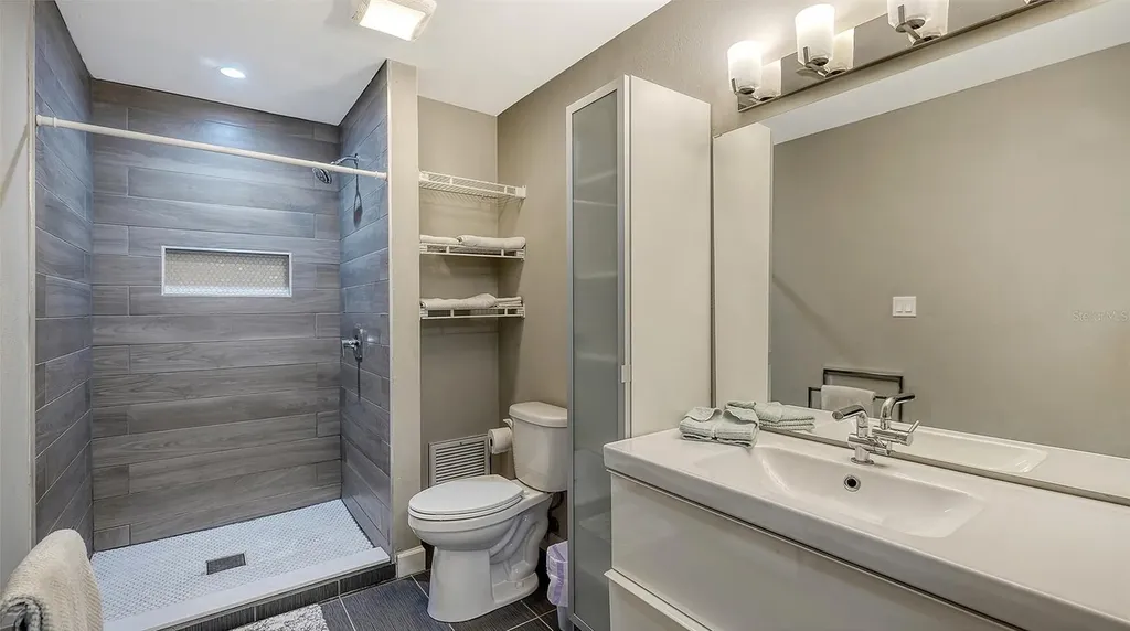 2746 Orchid Oaks Drive Sarasota FL 34239