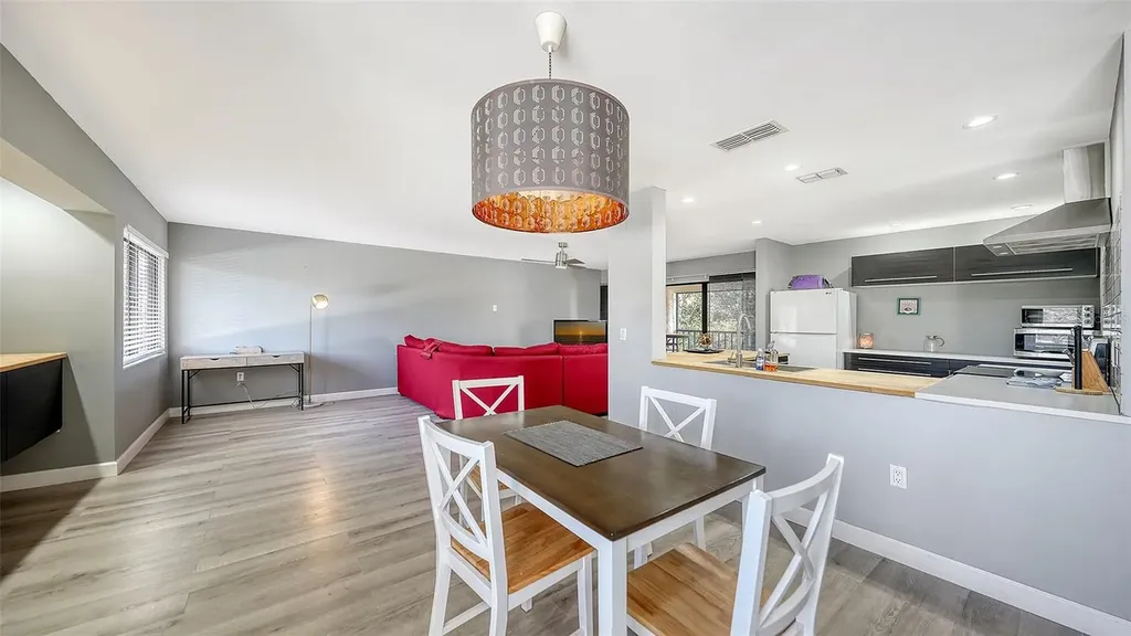 2746 Orchid Oaks Drive Sarasota FL 34239