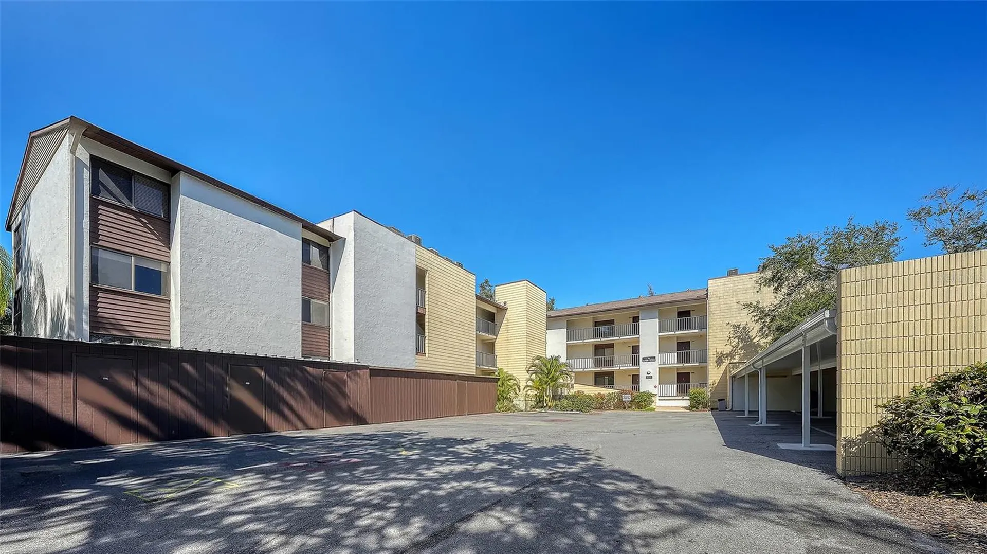 2746 Orchid Oaks Drive Sarasota FL 34239