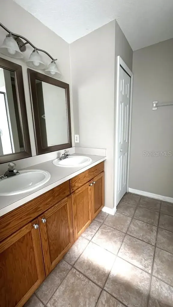 11003 Blaine Top Place Tampa FL 33626