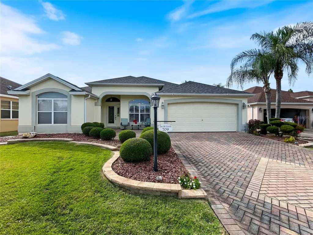 709 Haynesville Way The Villages FL 32162