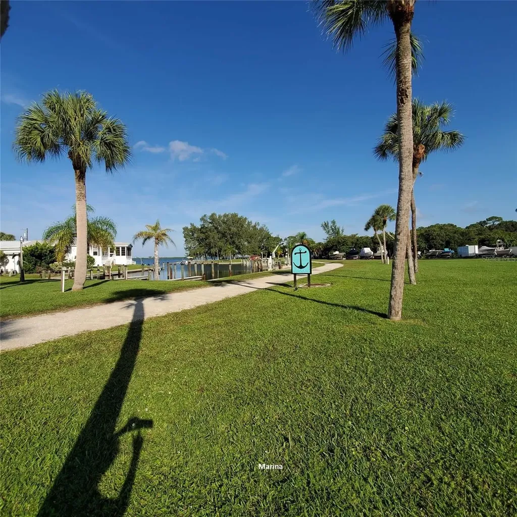 7500 Park Pointe Drive Englewood FL 34224
