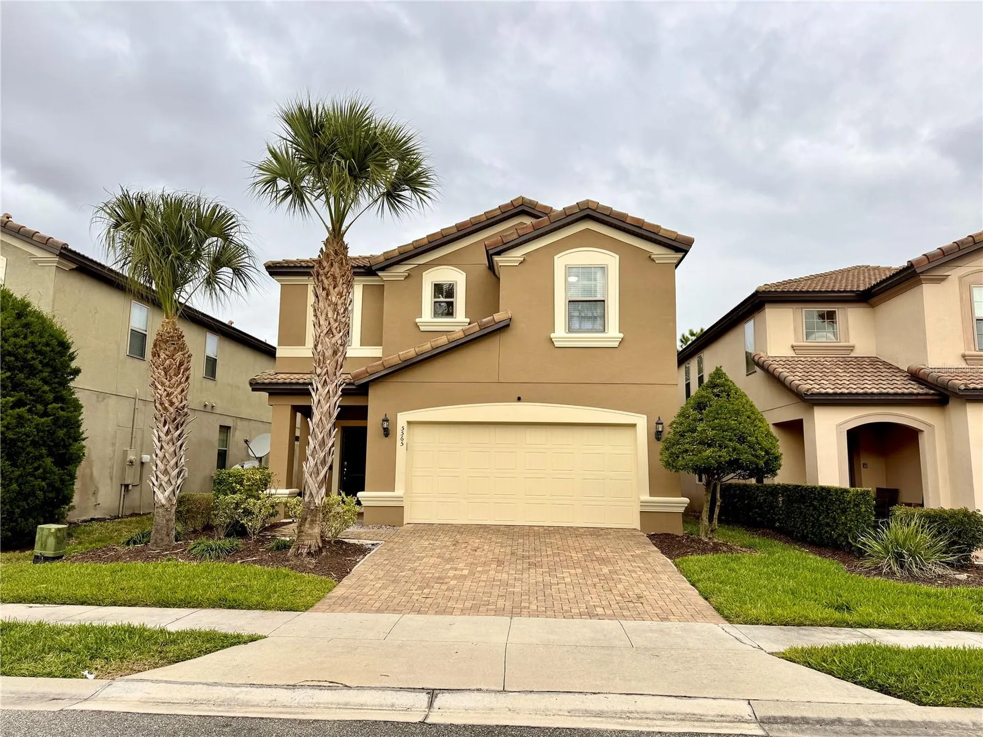 5565 Misty Oak Circle Davenport FL 33837