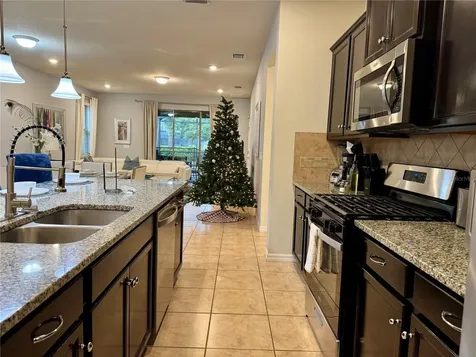 5565 Misty Oak Circle Davenport FL 33837