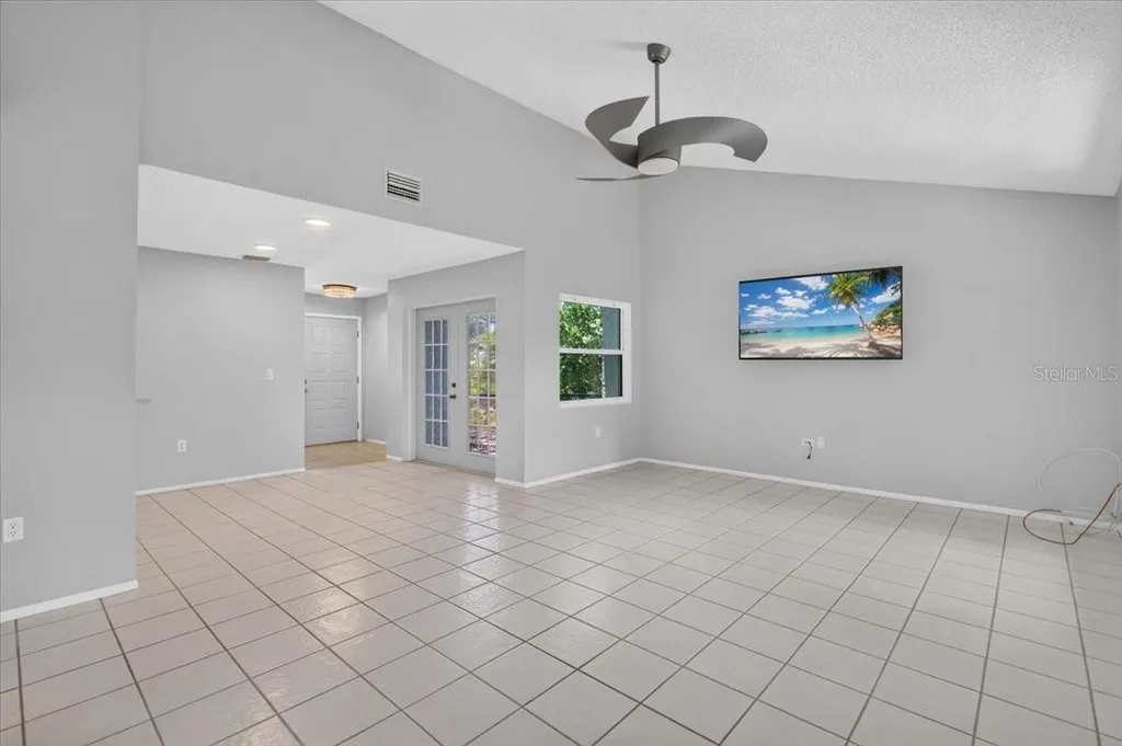 3205 Golden Eagle Lane Sarasota FL 34231