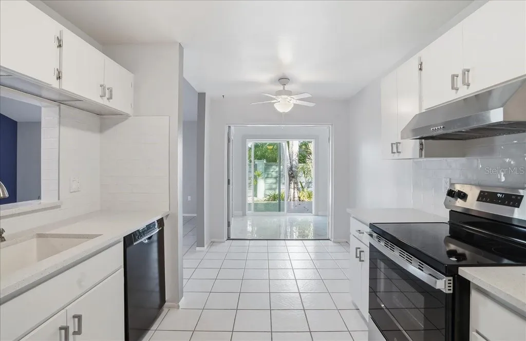 3205 Golden Eagle Lane Sarasota FL 34231