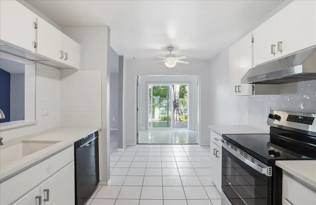 3205 Golden Eagle Lane Sarasota FL 34231