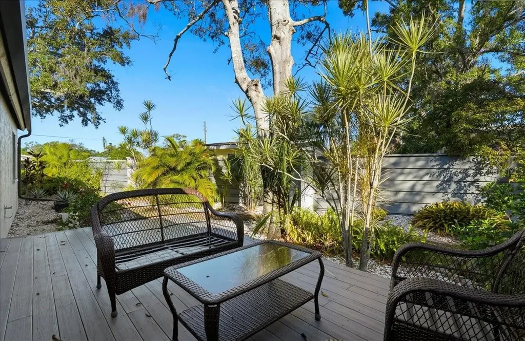3205 Golden Eagle Lane Sarasota FL 34231