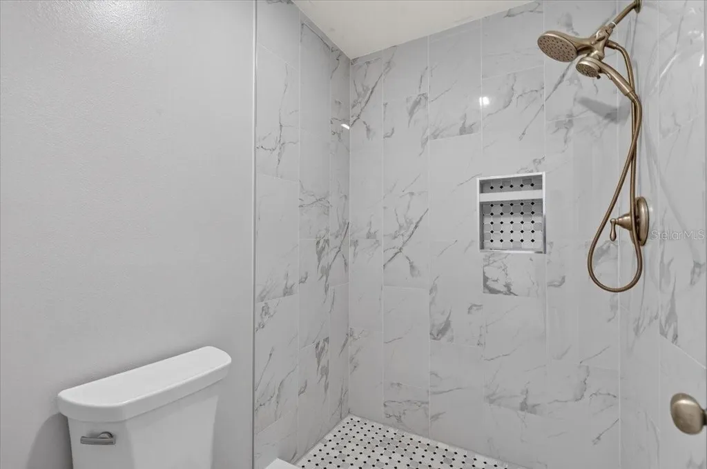 3205 Golden Eagle Lane Sarasota FL 34231