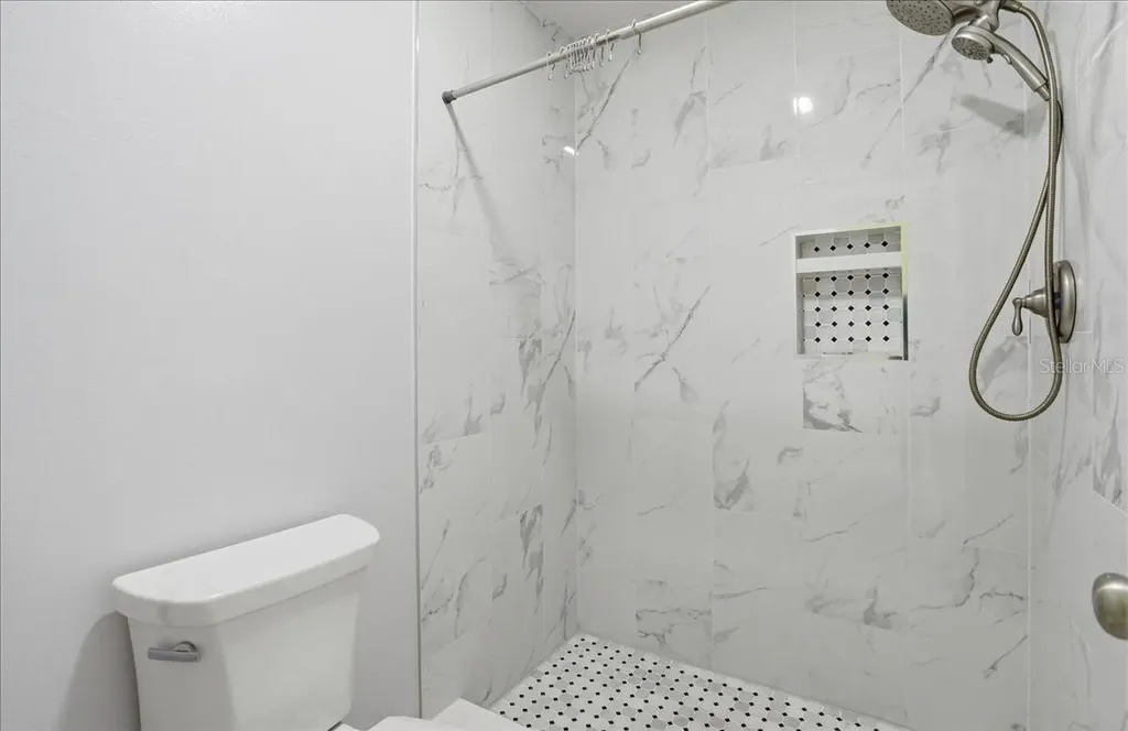 3205 Golden Eagle Lane Sarasota FL 34231
