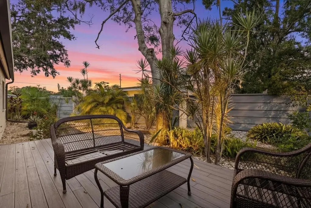 3205 Golden Eagle Lane Sarasota FL 34231