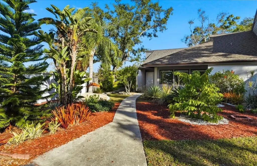 3205 Golden Eagle Lane Sarasota FL 34231