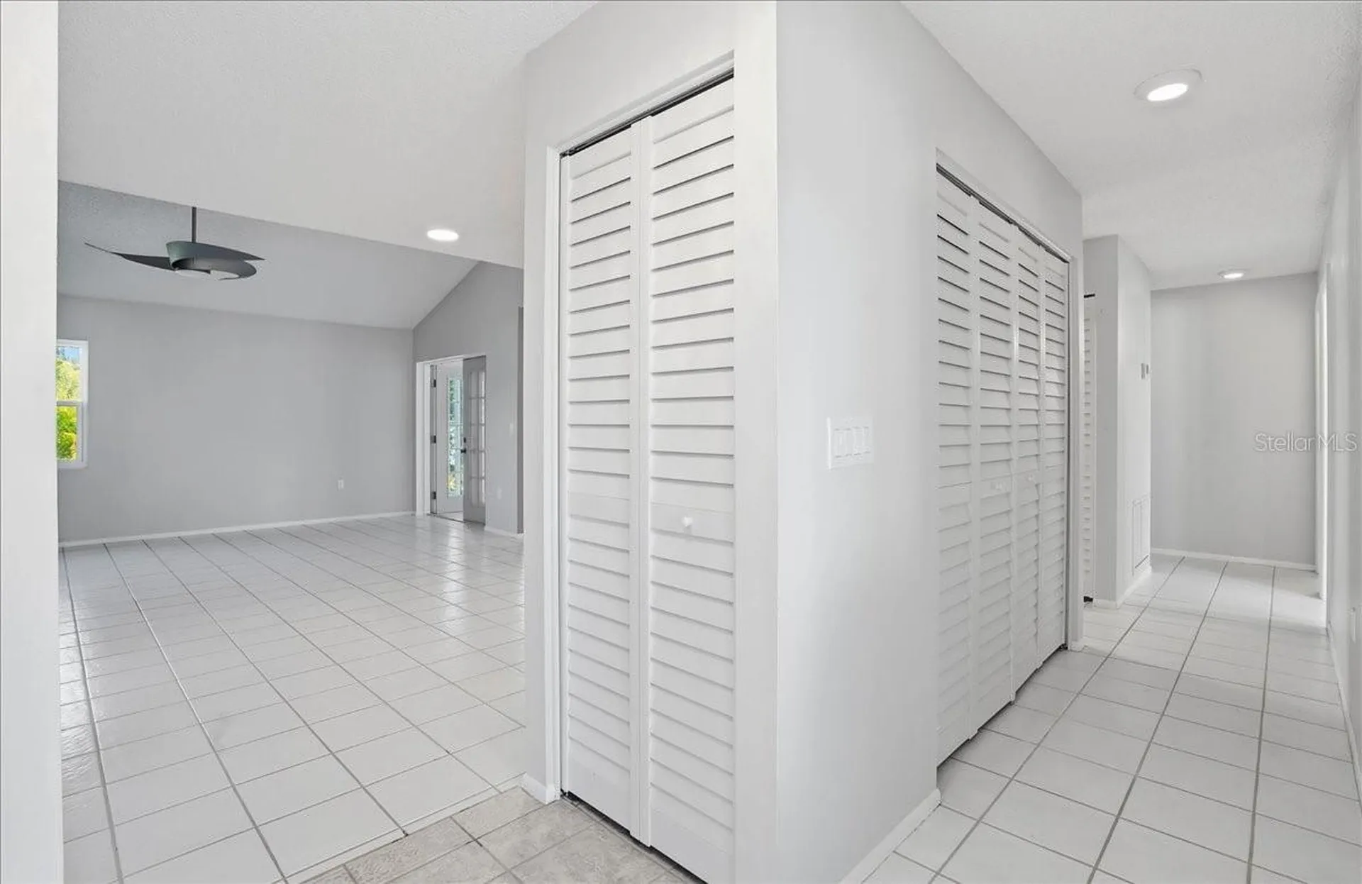 3205 Golden Eagle Lane Sarasota FL 34231