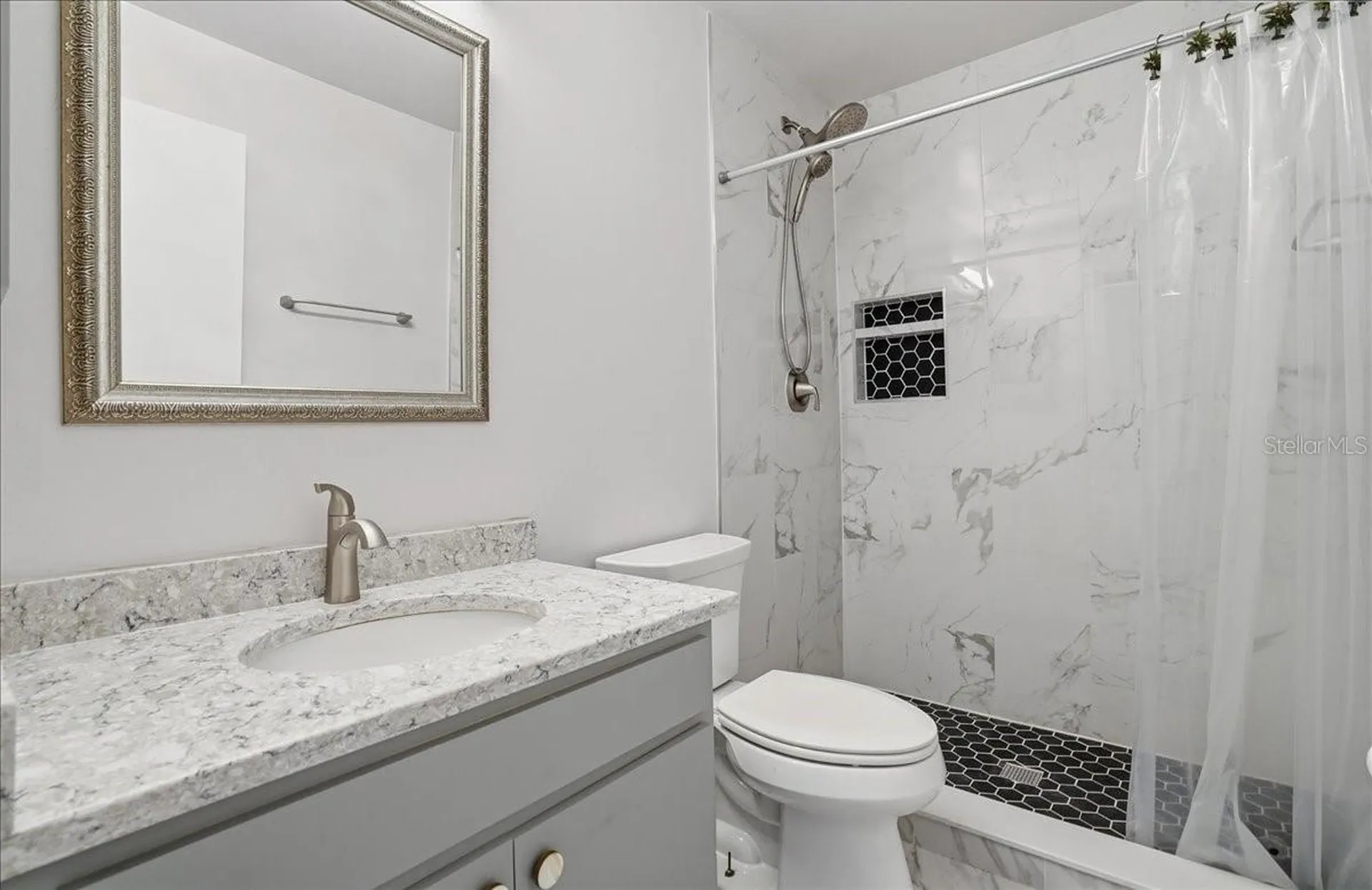 3205 Golden Eagle Lane Sarasota FL 34231