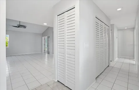 3205 Golden Eagle Lane Sarasota FL 34231