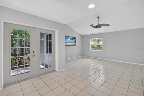 3205 Golden Eagle Lane Sarasota FL 34231