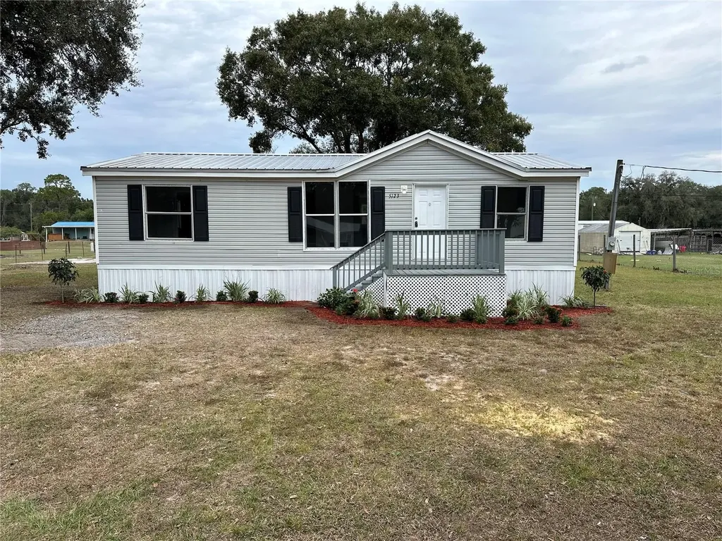5123 Rock Dove Loop Lakeland FL 33810
