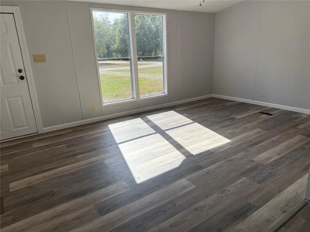 5123 Rock Dove Loop Lakeland FL 33810