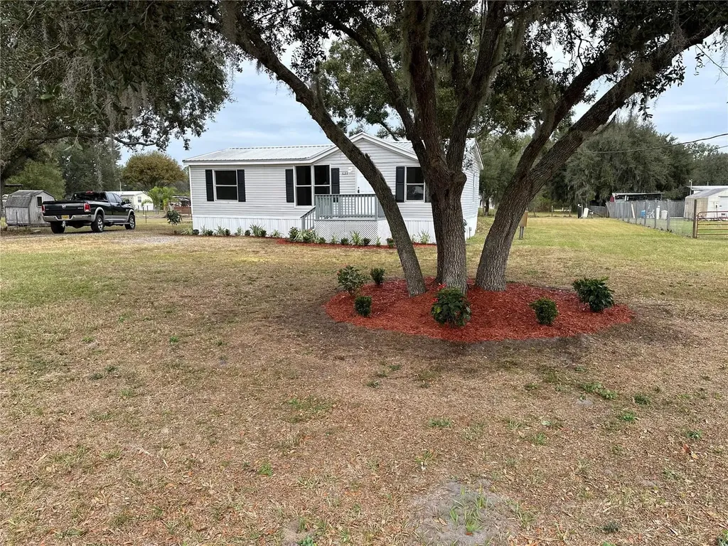 5123 Rock Dove Loop Lakeland FL 33810