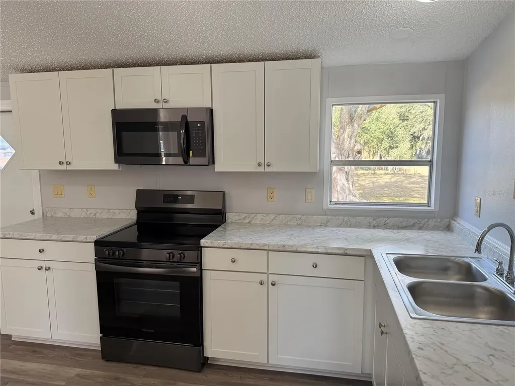 5123 Rock Dove Loop Lakeland FL 33810