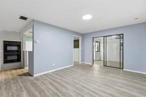 260 13th Street N St Petersburg FL 33705