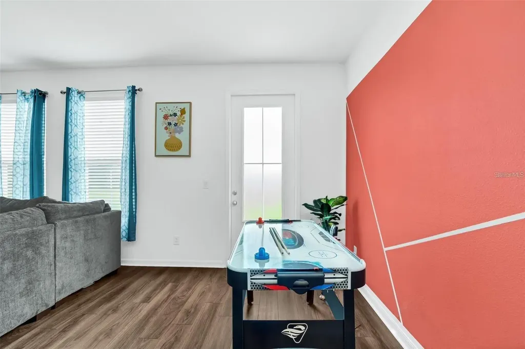 1615 Sanibel Drive Davenport FL 33896