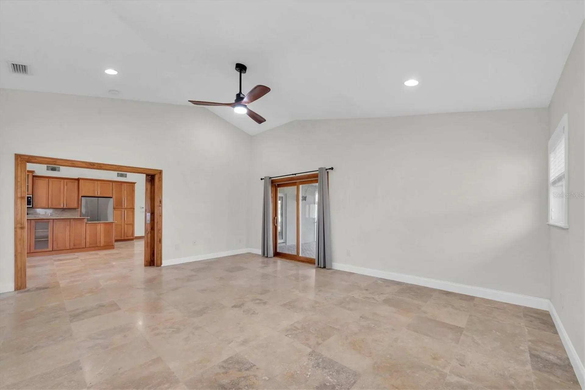 9453 Treasure Lane NE St Petersburg FL 33702