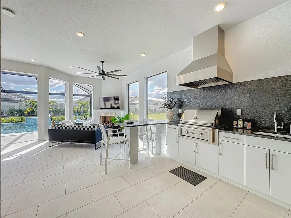16306 Isola Place Lakewood Ranch FL 34211