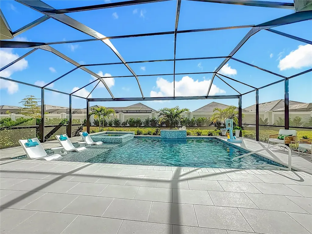 16306 Isola Place Lakewood Ranch FL 34211