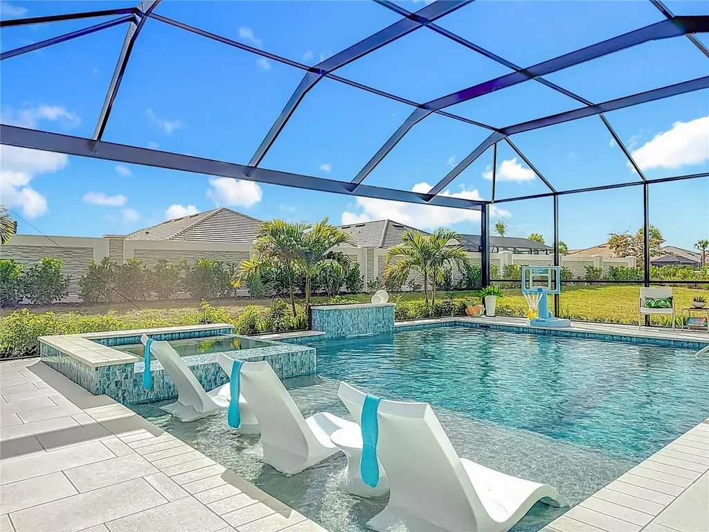 16306 Isola Place Lakewood Ranch FL 34211
