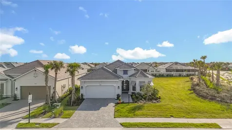 16306 Isola Place Lakewood Ranch FL 34211