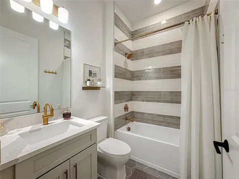 16306 Isola Place Lakewood Ranch FL 34211