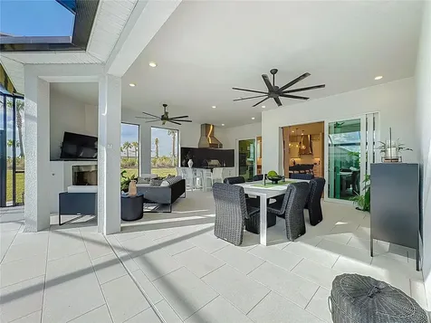 16306 Isola Place Lakewood Ranch FL 34211