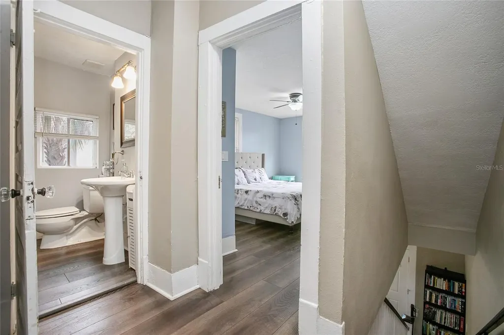 206 W Wisconsin Avenue Deland FL 32720
