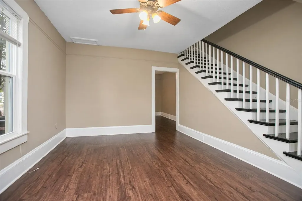 206 W Wisconsin Avenue Deland FL 32720